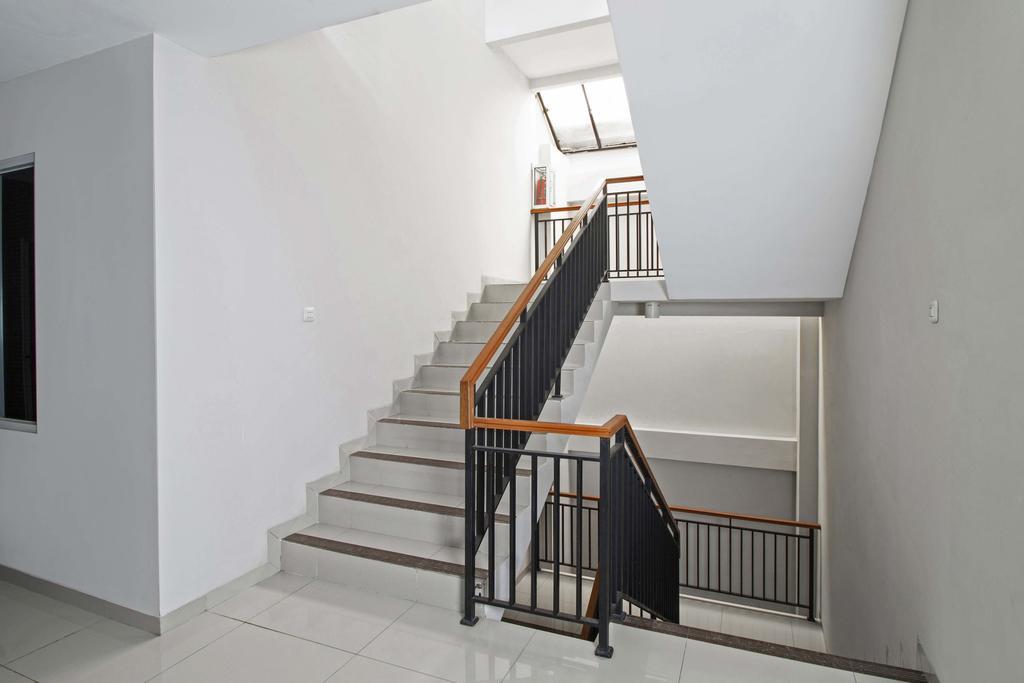 Reddoorz Plus @ Setiabudi Tengah Jakarta Exterior photo